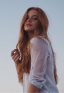 Abigail12.jpg (34 KB)