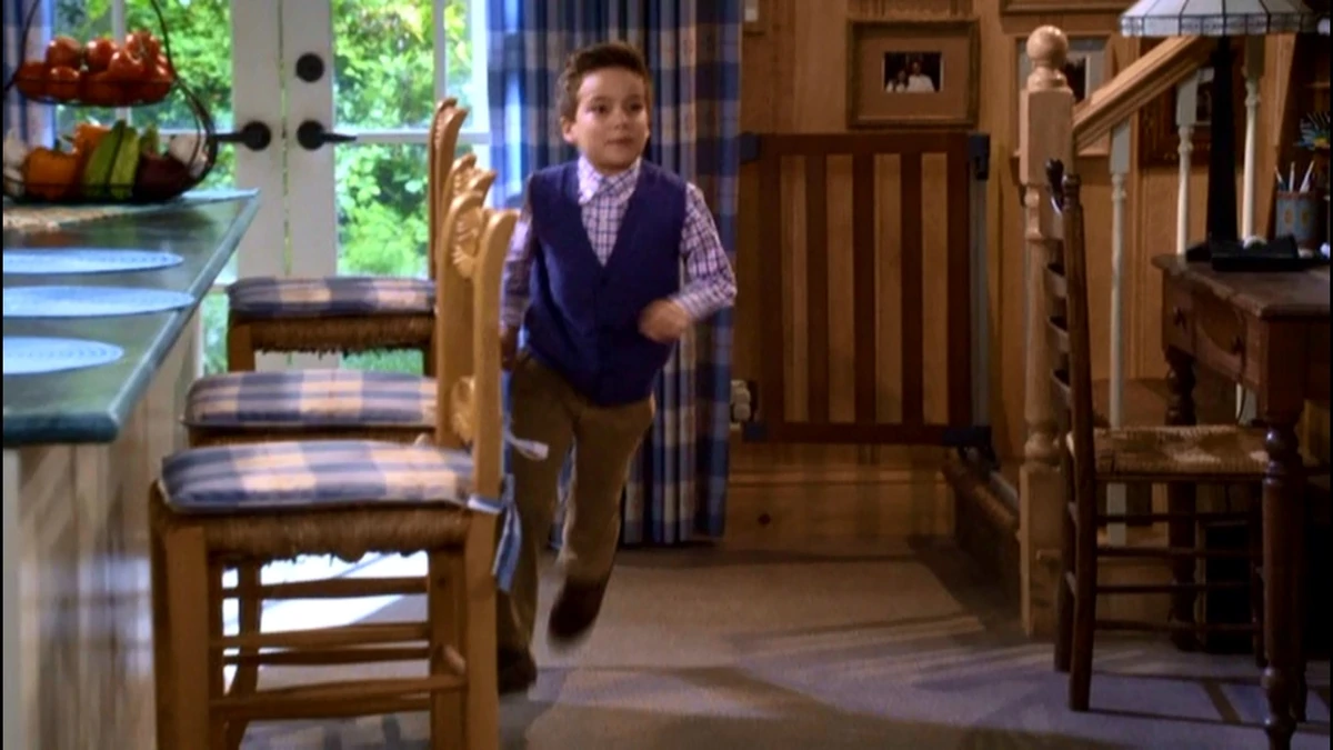 Max Fuller Season 2 Image Gallery Fuller House Wikia Fandom