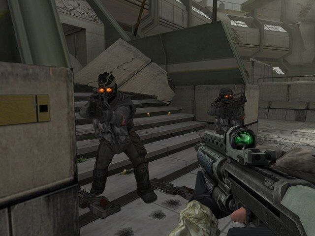 Killzone - PS2 preview from Electronic Gaming Monthly Issue 184 November  2004 : r/retrogamingmagazines