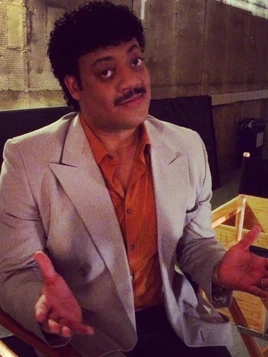 Vic with a face like “Give me some sugar homefry”