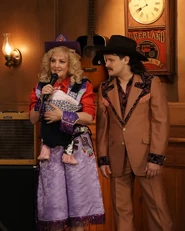 Rhinestones and Roses 9.jpg (3.72 MB)