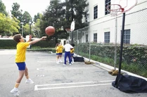 Van People 22.jpg (163 KB)