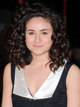 Yasmin Paige | The Good Karma Hospital Wiki | Fandom