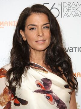 Annabella Sciorra
