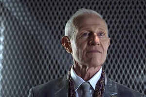 The-100-201-08.jpg (147 KB) The 48