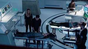 God Complex 17 (Miller, Clarke, Emori, Roan, Luna, Abby & Jackson.jpg (87 KB) God Complex