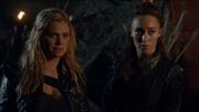 Clarke-Lexa-2x14-1