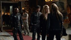 The100 S3 Perverse Instantiation 2 Murphy Pike Bellamy Clarke Abby.jpg