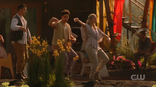 Sanctumites performing Tai Chi