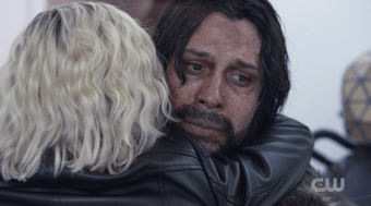 Clarke and Bellamy The 100 Wiki Fandom