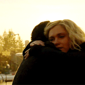 Clarke And Bellamy The 100 Wiki Fandom Clarke And Bellamy The 100 Wiki Fandom