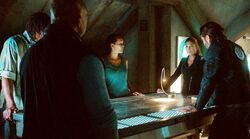 HND-304-WatchTheThrones-CWtv 720x400.jpg