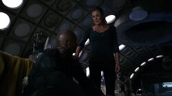 The100 S3 Wanheda Part 2 Lincoln Abby.jpg
