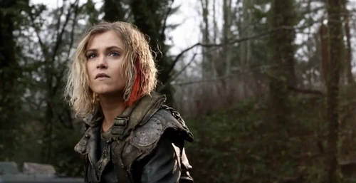 Clarke is the first Skaikru to become a Nightblood.