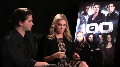 Thomas and Eliza in a "The 100" interview
