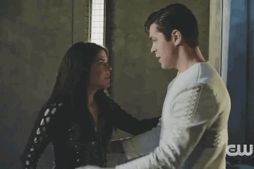 The 100 octavia kiss hotsell