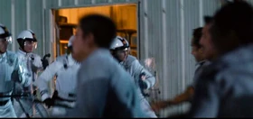 Уличный бой с миротворцами