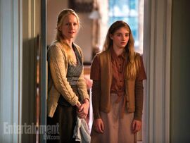 Mrs Everdeen The Hunger Games Wiki Fandom