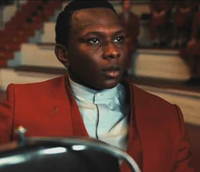 Плиний Харрингтон как ментор Голодные игры - Баллада о змеях и певчих птицах (2023) BDRip 1080p.mkv 003601181