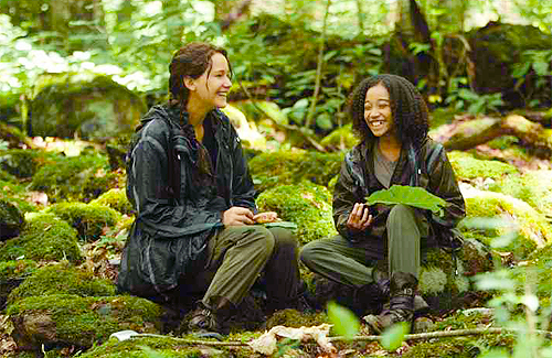 the hunger games katniss and peeta in the arena