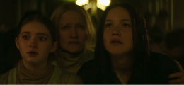 The everdeen family in mockingjay part 1