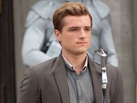 Thg-cf peeta-tour