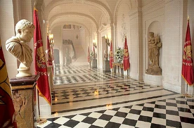 Коридор дворца Сноу 