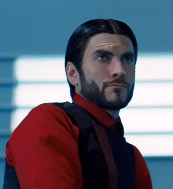 Сенека наблюдает за Китнисс на арене2 Голодные игры-1 Golodnye.Igry.2012.DUAL.BDRip-AVC.AC3.-HQ-ViDEO.mkv 20240517 190848.326