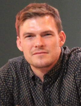 Alan Ritchson May 2016