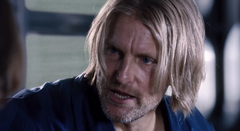 Haymitch dando un consejo