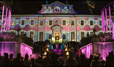 Президентский дворец после окончания Тура Победителей 74-ых Голодных игр. Банкет.