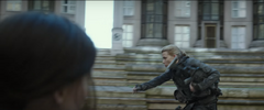 Leeg 1 corriendo a ayudar a su hermana.png