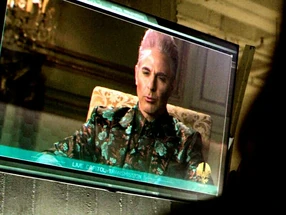 Цезарь интервьюирует Пита