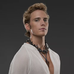 finnick odair sinsajo