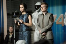 Katniss Peeta Catching Fire