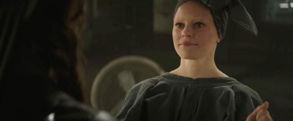 The Hunger Games: Mockingjay – Part 2': Effie and Katniss prepare