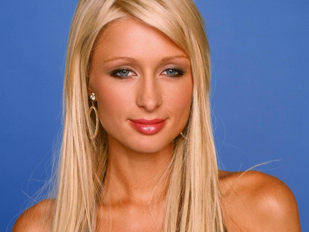 Celebrity Character Profile: Paris Hilton, The Islands Wiki