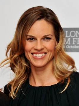 Glamour-hilary swank hair