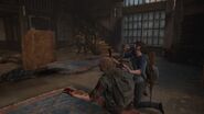 Joel and Ellie fight Infected as two