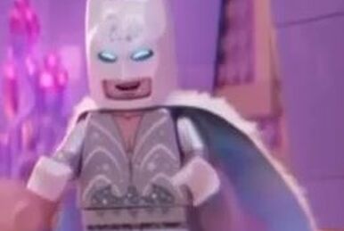 Sparkle Batman from Lego Movie 2 (plus the crucial white fur cape