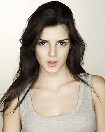 Clara Lago The Library Fandom