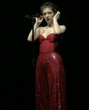 Lorde on October 12, 2017