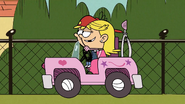 S03E16A Lola and Lana driving