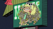"I'd rather have my eyelashes disconnected up here than get pranked by Luan!"