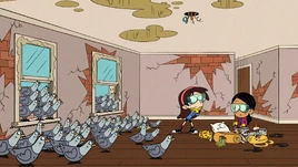 S4E01 Surrounded by pigeons