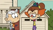 S1E24A Luan needs help