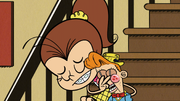 S2E21A Luan saddened