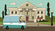 S2E19A Luan the mayor's office