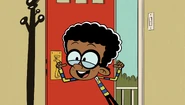 "Hey, Lincoln! What has two thumbs and totally wants to hang out with his best friend? This guy!"