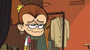 Luan swooning as she watches Benny's audition.